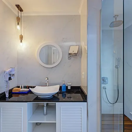 Meis Exclusive Hotel