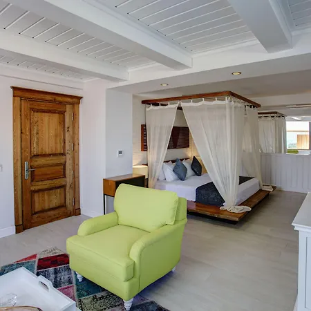 Meis Exclusive Hotel