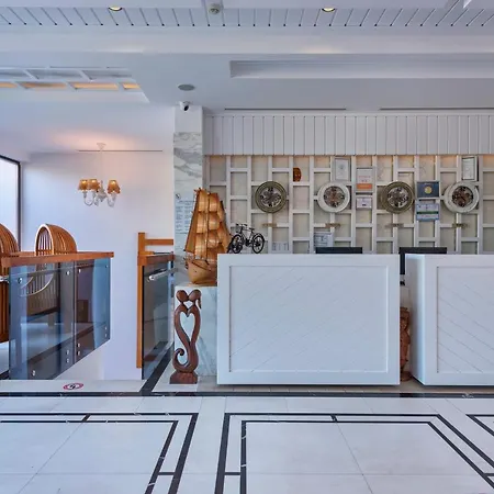 Ξενοδοχείο Meis Exclusive 3*